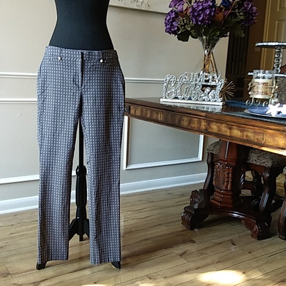 Comfort Fit Navy Blue And Tan Slim Leg Pant By Rafaella. Size 6 - Picture 4 of 17